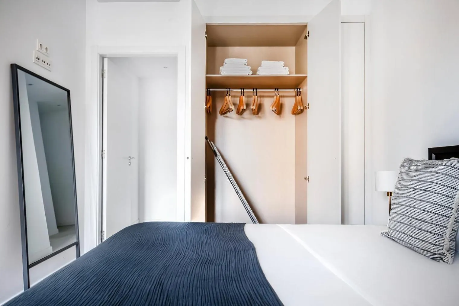 Blueground Dreta De Leixample Nr Pl Catalunya Bcn-42 Apartment Barcelona Spain